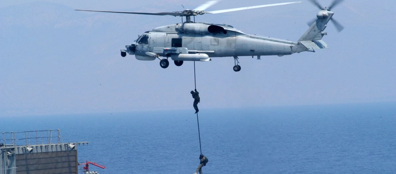 ΠΝ: Διάσωση με ελικόπτερο S70B Aegean Hawk (βίντεο)
